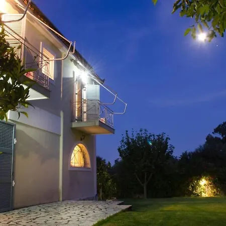 The Cottage House Romírion Extérieur photo